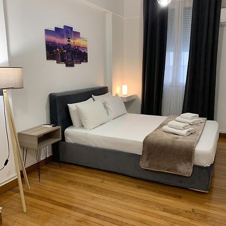 Aura Apartment At Kolonaki Атина Екстериор снимка