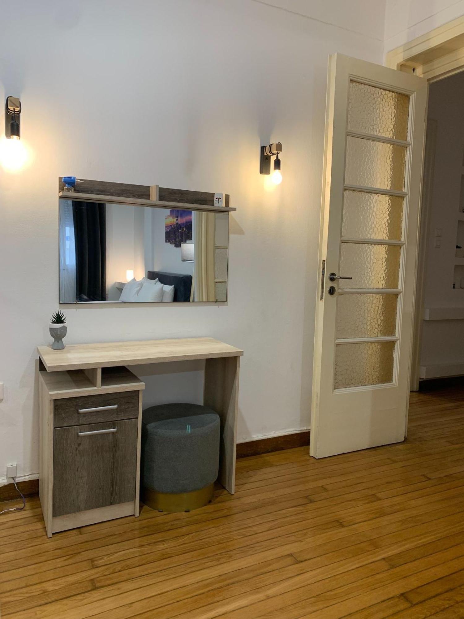 Aura Apartment At Kolonaki Атина Екстериор снимка